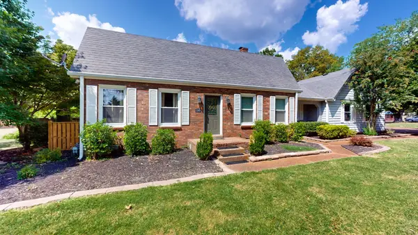 5049 Twin Ridge Dr, Old Hickory, TN 37138