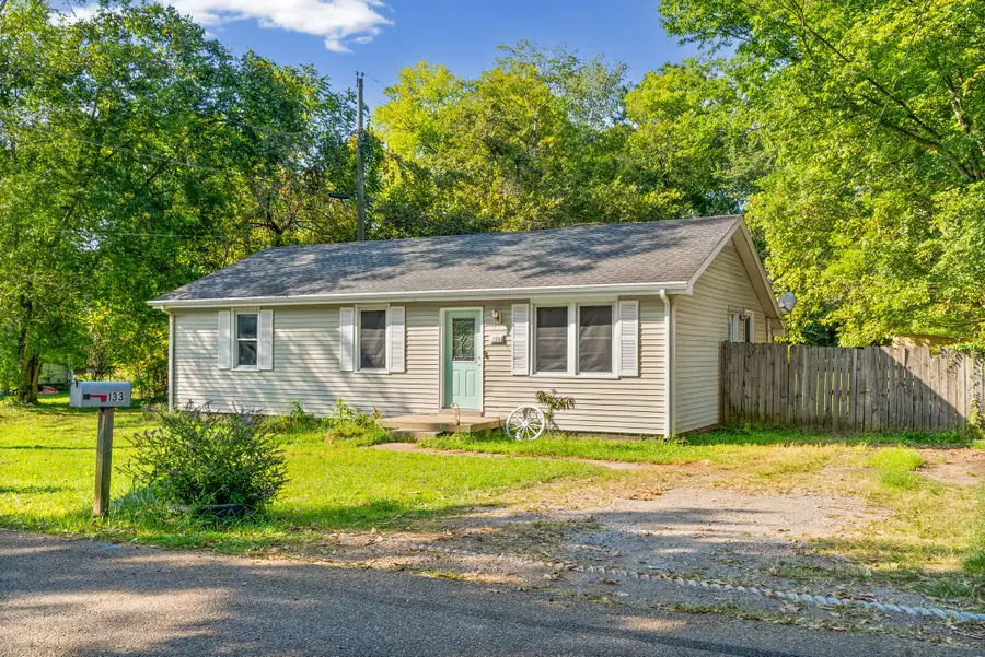 133 W Rossview Rd, Clarksville, TN 37040 - #2