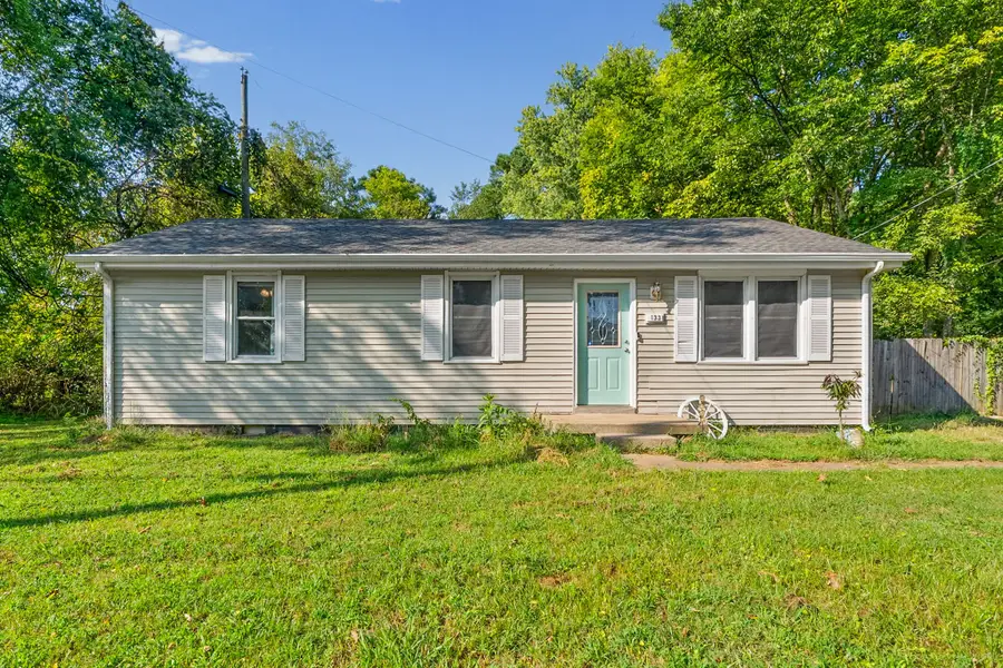 133 W Rossview Rd, Clarksville, TN 37040 - #3