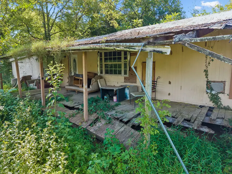 1550 Access Rd, Pulaski, TN 38478 - #2