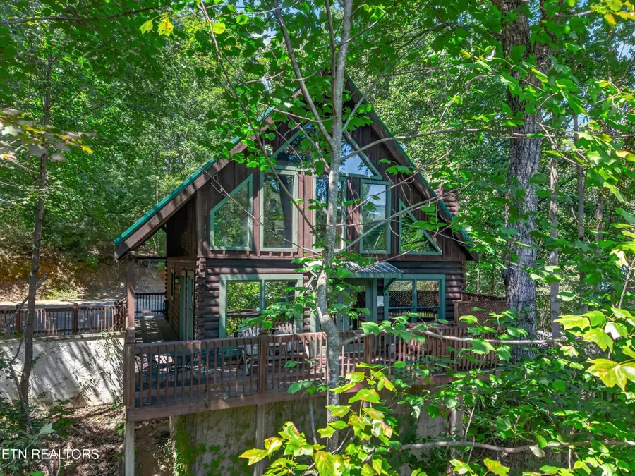 550 Wildwood Forest Way #5, Sevierville, TN 37876 - #3