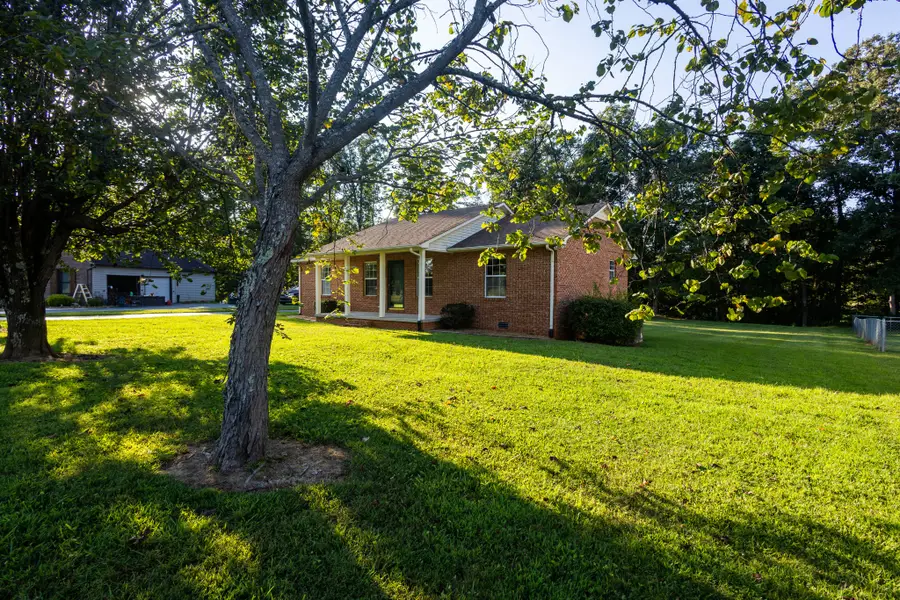3627 N Riveroaks Dr, Cookeville, TN 38506 - #3