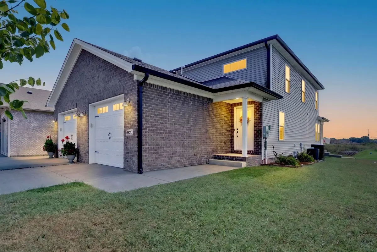 6620 Night Horse St, Bowling Green, KY 42101 - #1