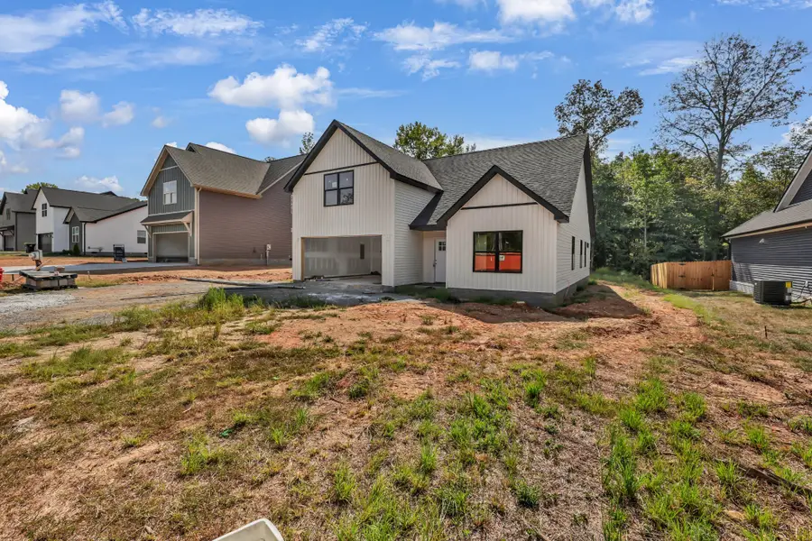 277 Wayne Hall Rd, Clarksville, TN 37040 - #2