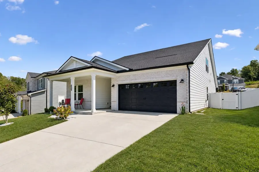 4877 Myra Dr, Hermitage, TN 37076 - #2