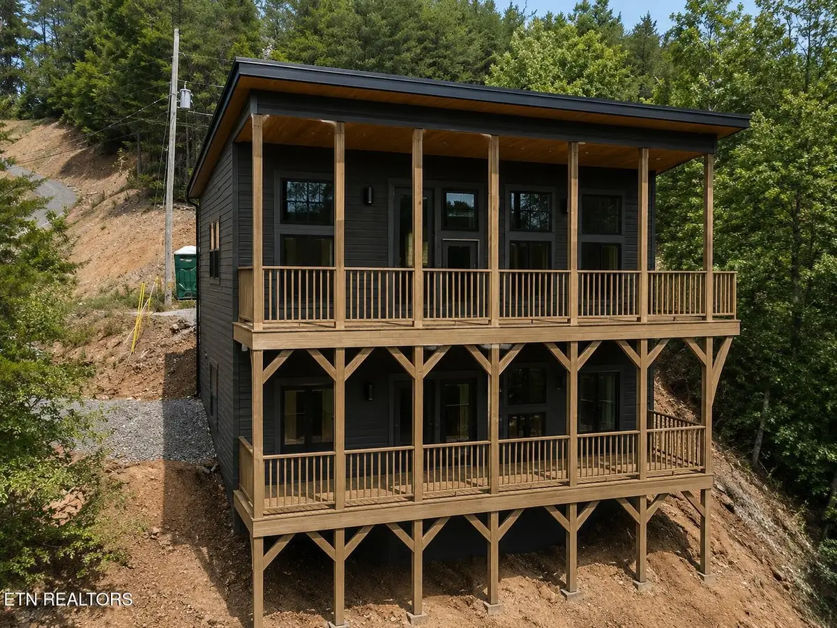 1731 Bluff Ridge Rd, Sevierville, TN 37876 - #1