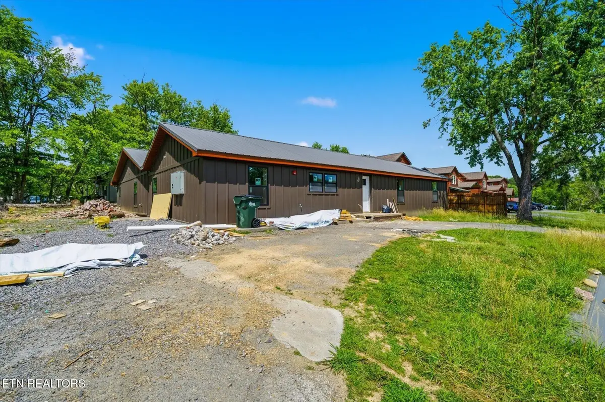 212 Caton Rd, Sevierville, TN 37862 - #1