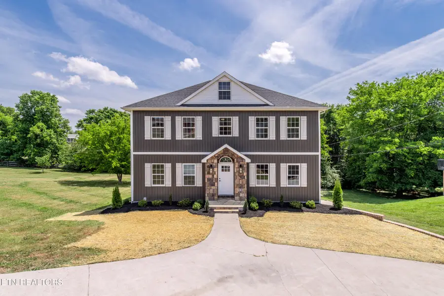 1336 Zachary Taylor Rd, Knoxville, TN 37922 - #2
