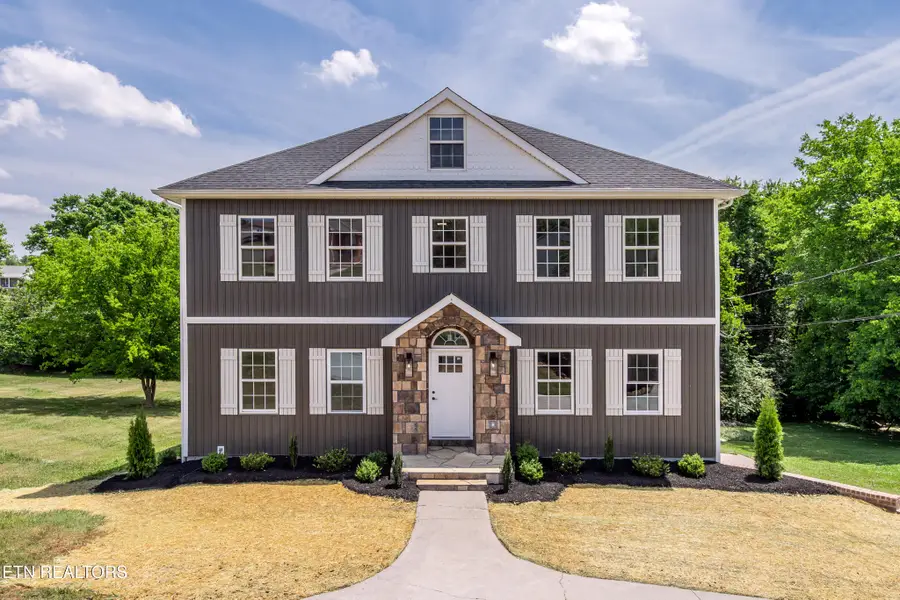 1336 Zachary Taylor Rd, Knoxville, TN 37922 - #3