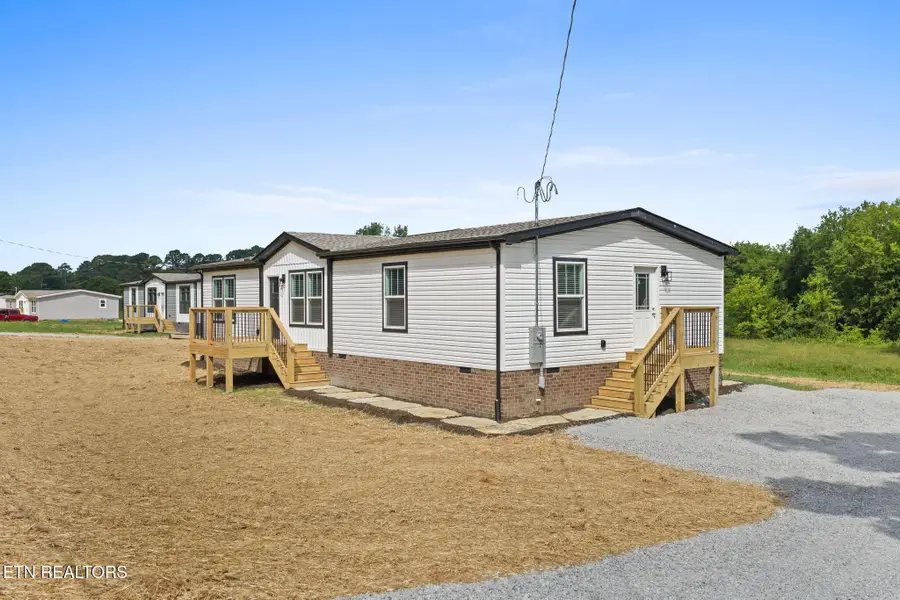 3219 Sweetwater Vonore Rd, Sweetwater, TN 37874 - #3