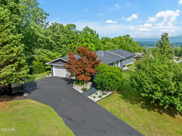 1103 Mayors Drive, Sevierville, TN 37862