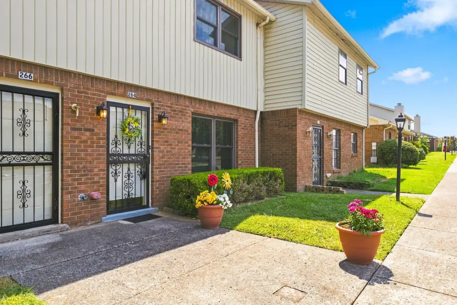 264 Mayflower Ln N, Madison, TN 37115 - #3