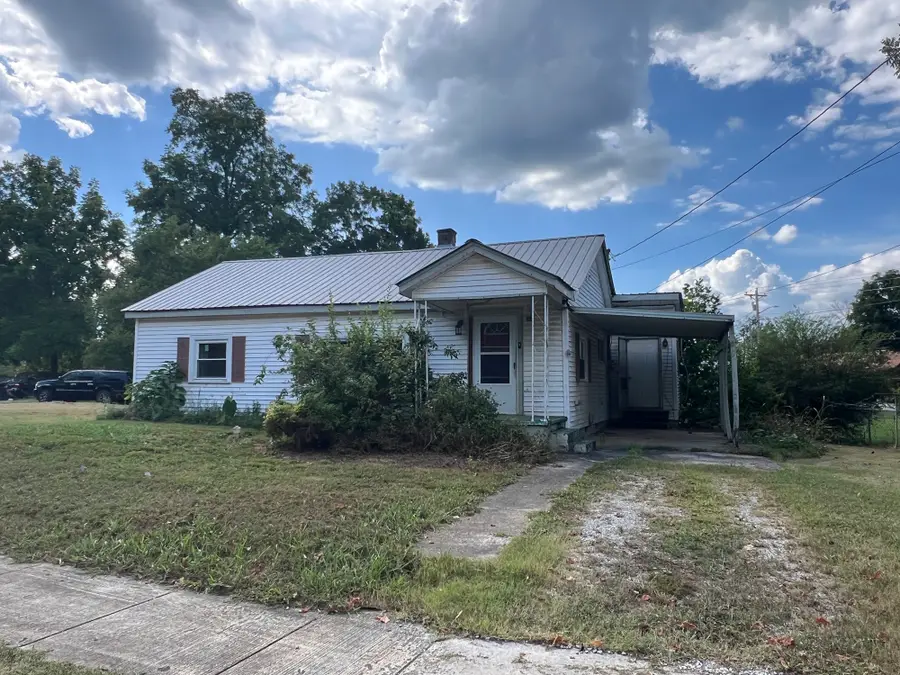 617 E Main St, Decherd, TN 37324 - #2
