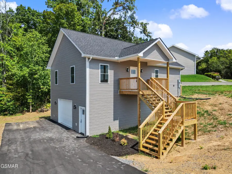 2439 Scenic Mountain Drive, Sevierville, TN 37876 - #2