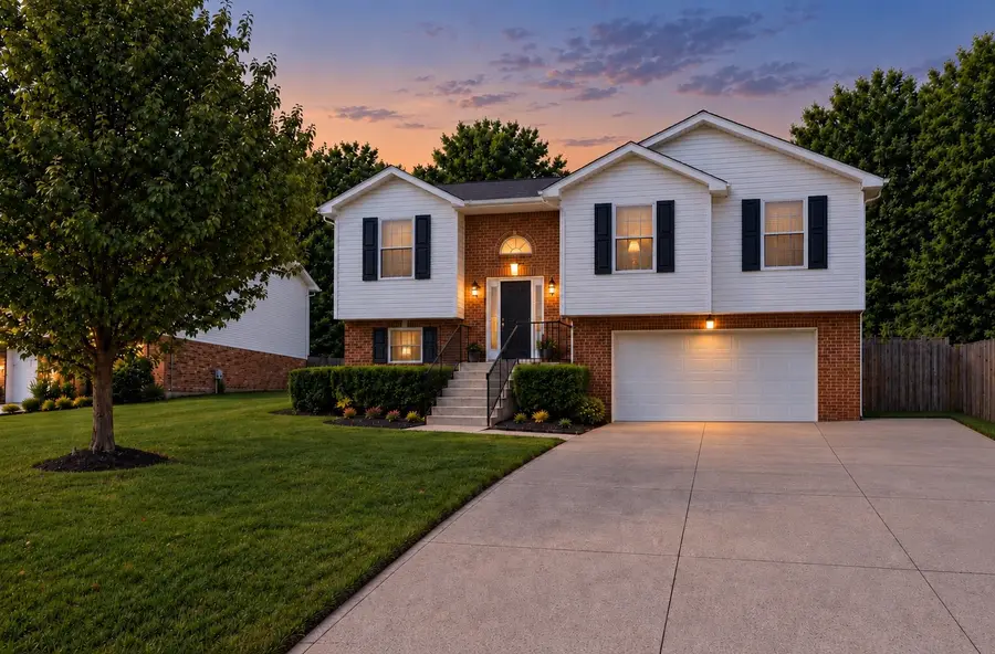 1023 Hedge Apple Dr, Clarksville, TN 37040 - #2