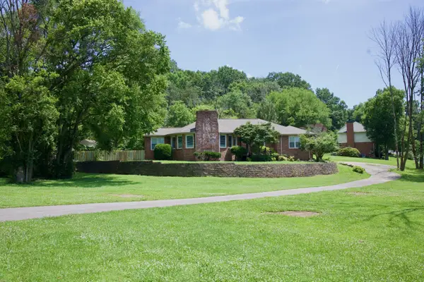 4451 Chandler Rd, Hermitage, TN 37076