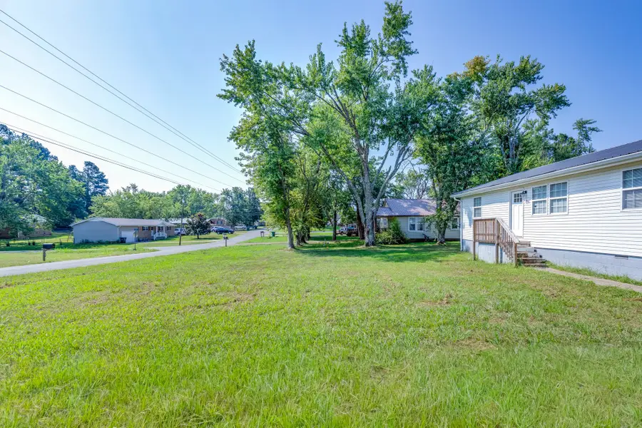 110 Totty Dr, Hohenwald, TN 38462 - #3