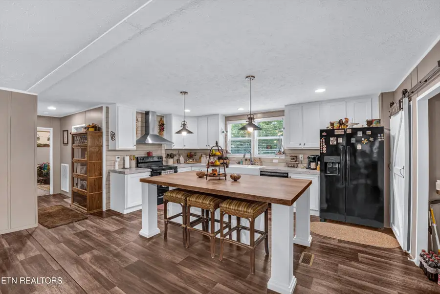 3279 Sims Rd, Sevierville, TN 37876 - #2