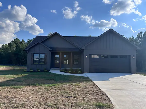123 Ocoeeville Lane, Benton, TN 37307