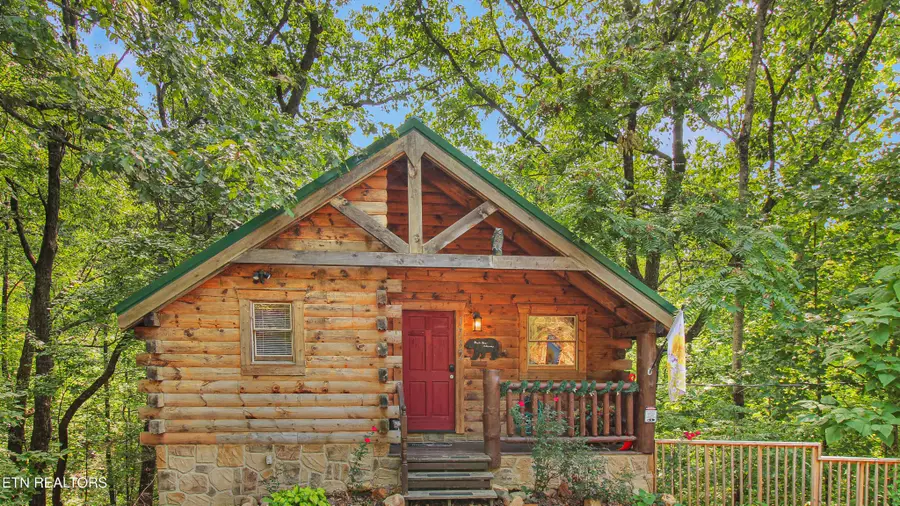 1732 Silver Poplar Lane, Sevierville, TN 37876 - #2