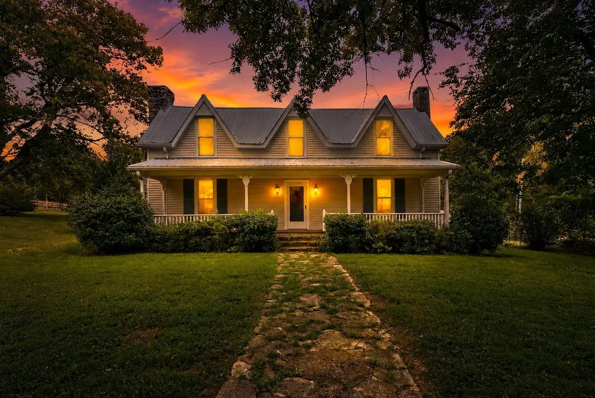 4923 Blue Creek Rd, Lynnville, TN 38472 - #1