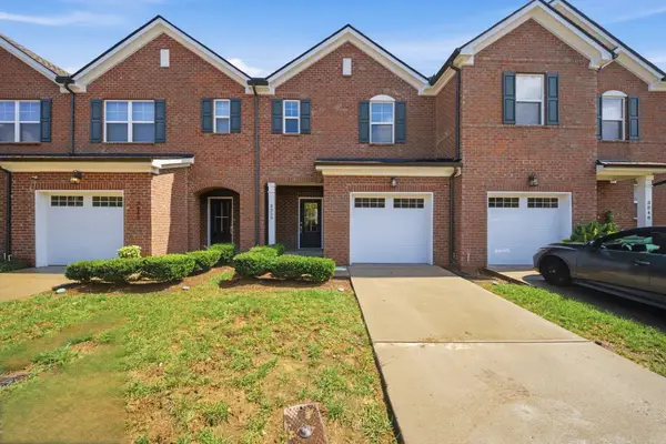 3050 Duvall Dr, Gallatin, TN 37066