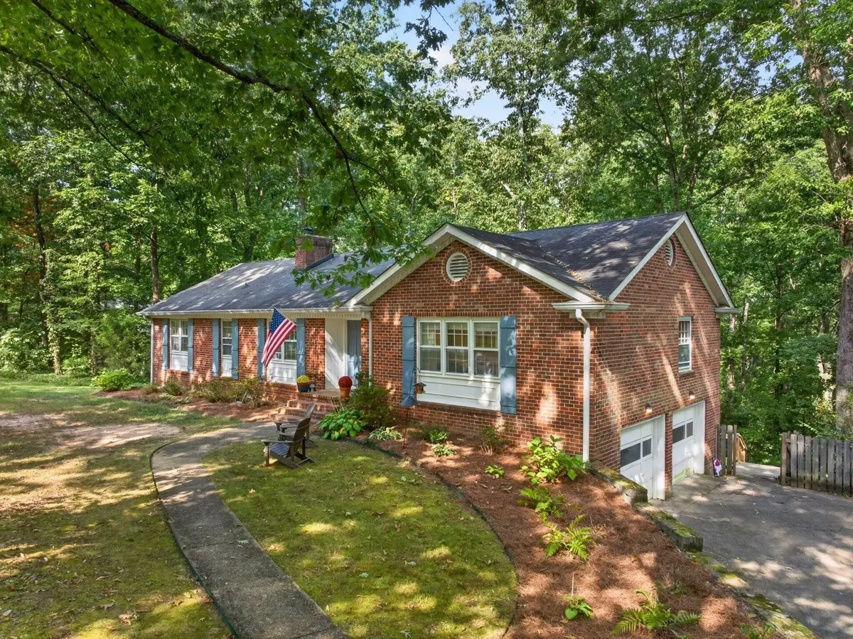 926 Glamis Circle, Signal Mountain, TN 37377 - #1