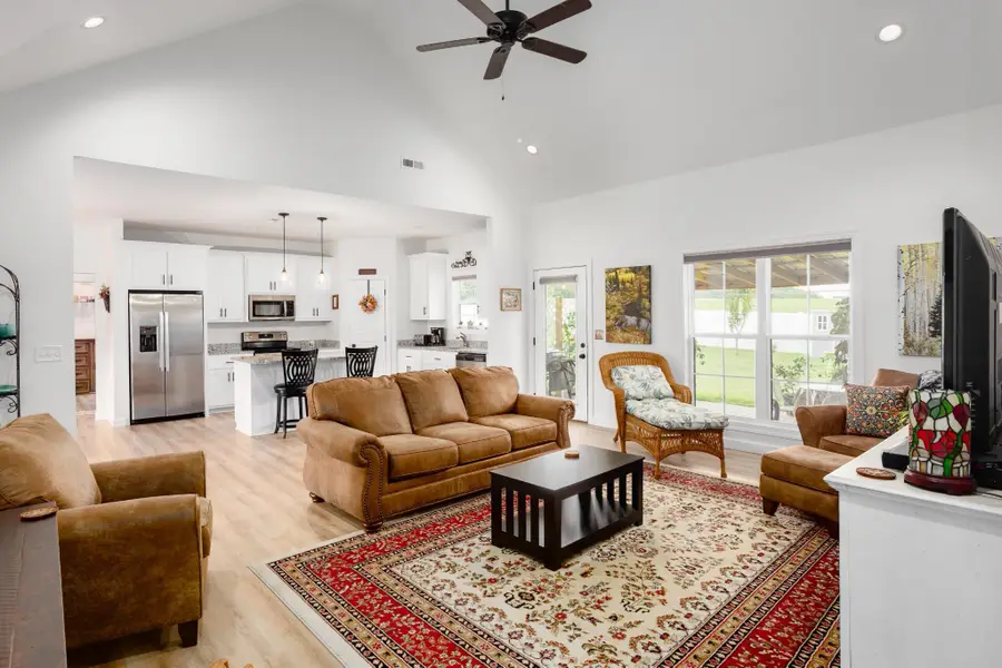 150 Spry Way, Killen, AL 35645 - #3