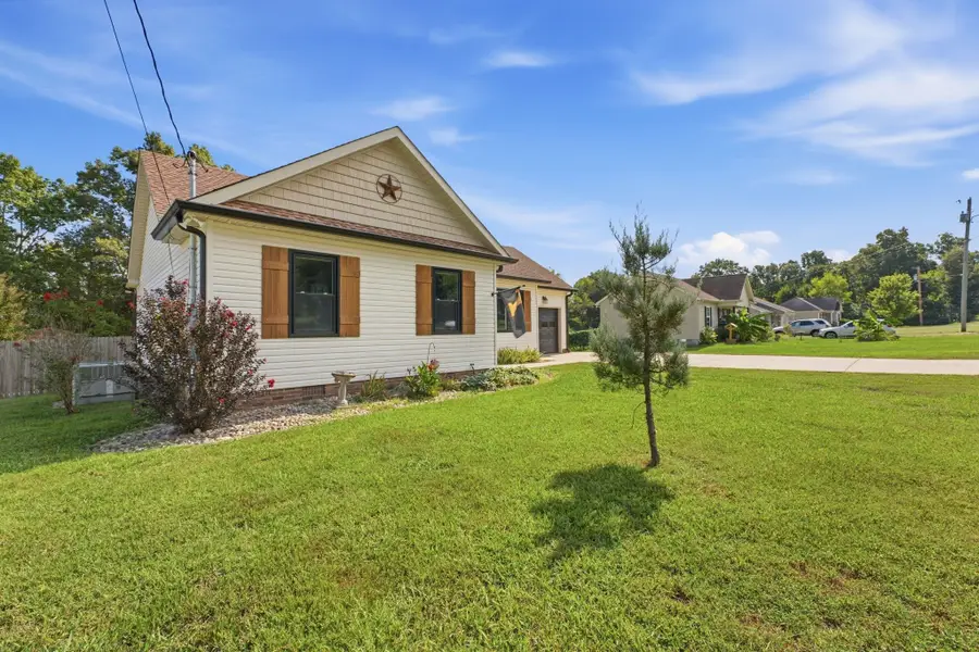 1524 Joanne Cir, Lewisburg, TN 37091 - #2