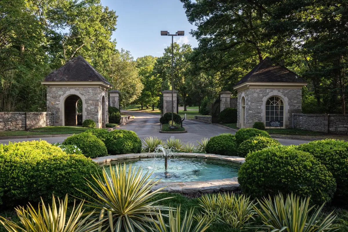 55 Annandale, Nashville, TN 37215 - #1