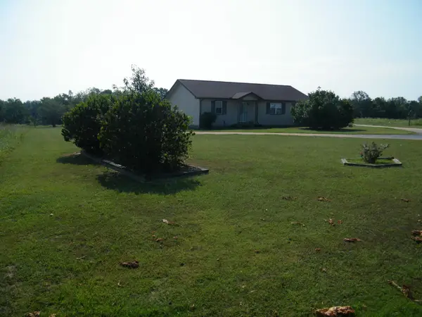 4448 Akersville Rd, Lafayette, TN 37083
