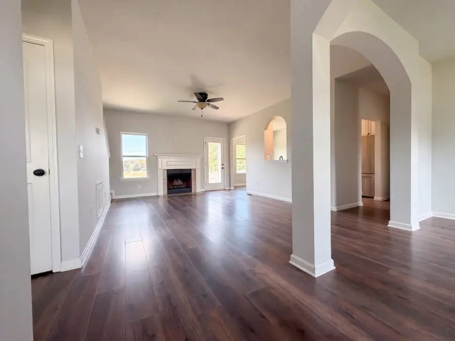 308 W Winterberry Trl, White House, TN 37188 - #3