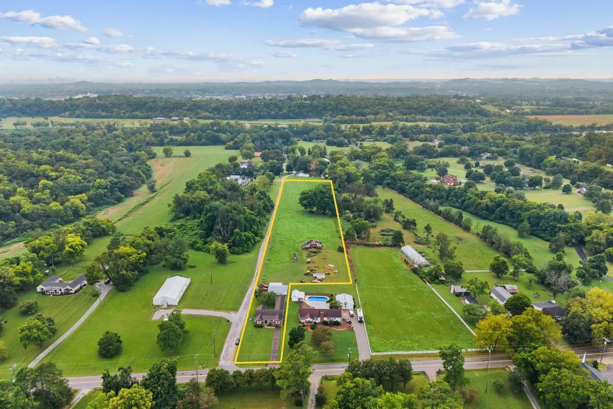 1620 Neelys Bend Rd, Madison, TN 37115 - #1