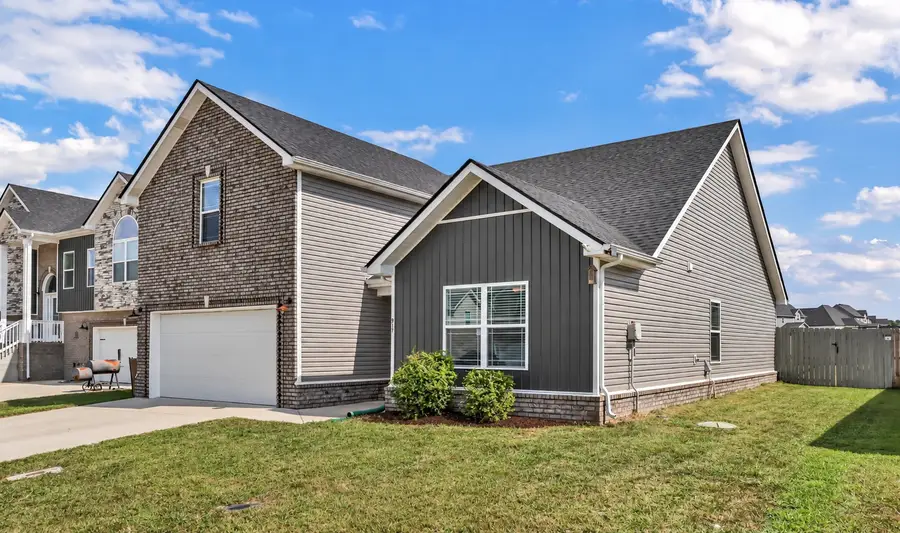 917 Burley Barn Rd, Clarksville, TN 37042 - #3