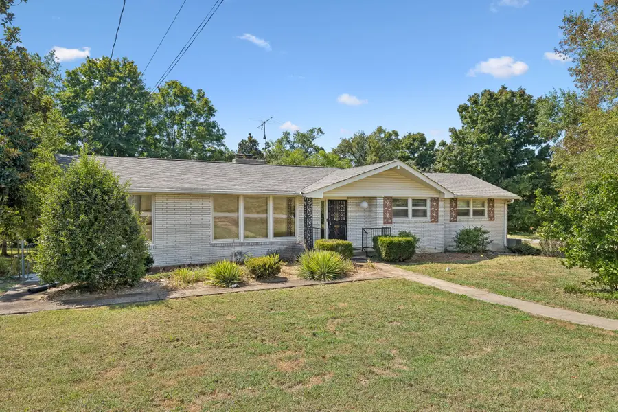 1225 Dalemere Dr, Nashville, TN 37207 - #2