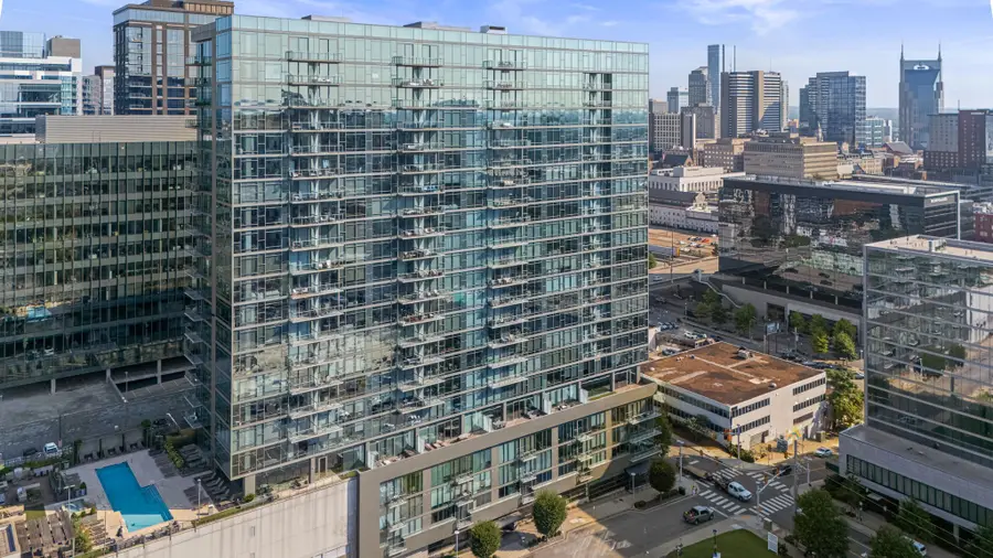 1212 Laurel St #401, Nashville, TN 37203 - #2