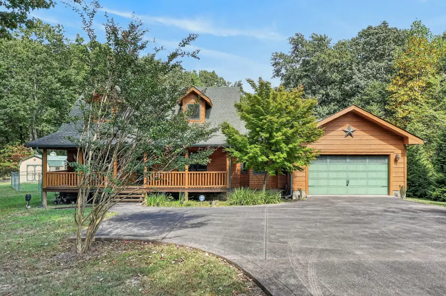 303 Oesterman Dr, Monterey, TN 38574 - #2