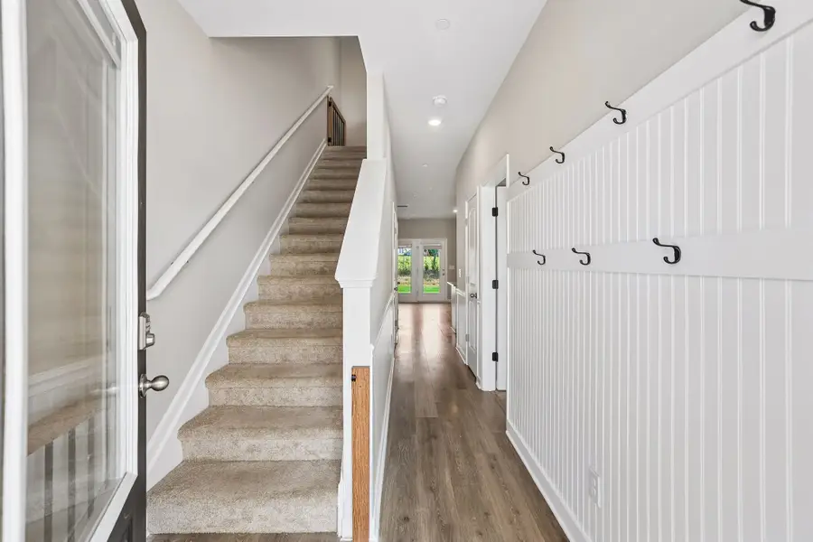 136 Grayson Cir, Chapel Hill, TN 37034 - #3