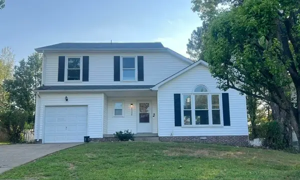 2126 Single Tree Dr, Clarksville, TN 37040