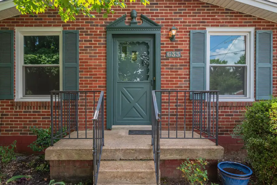 633 Elaine Dr, Nashville, TN 37211 - #2