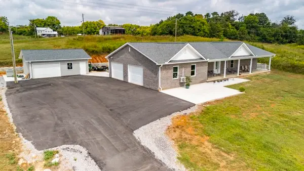 1385 Valley Home Rd, Dandridge, TN 37725 - #2