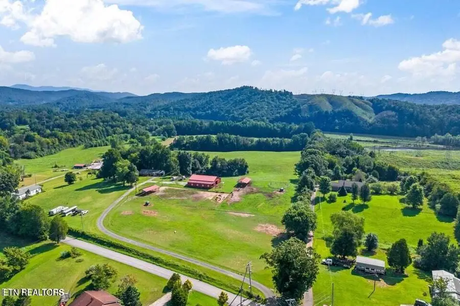800 Swan Pond Circle Rd, Harriman, TN 37748 - #3