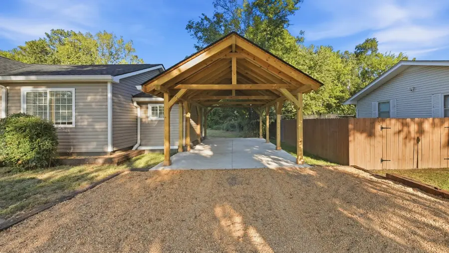 207 Tacoa Avenue, Chattanooga, TN 37411 - #2