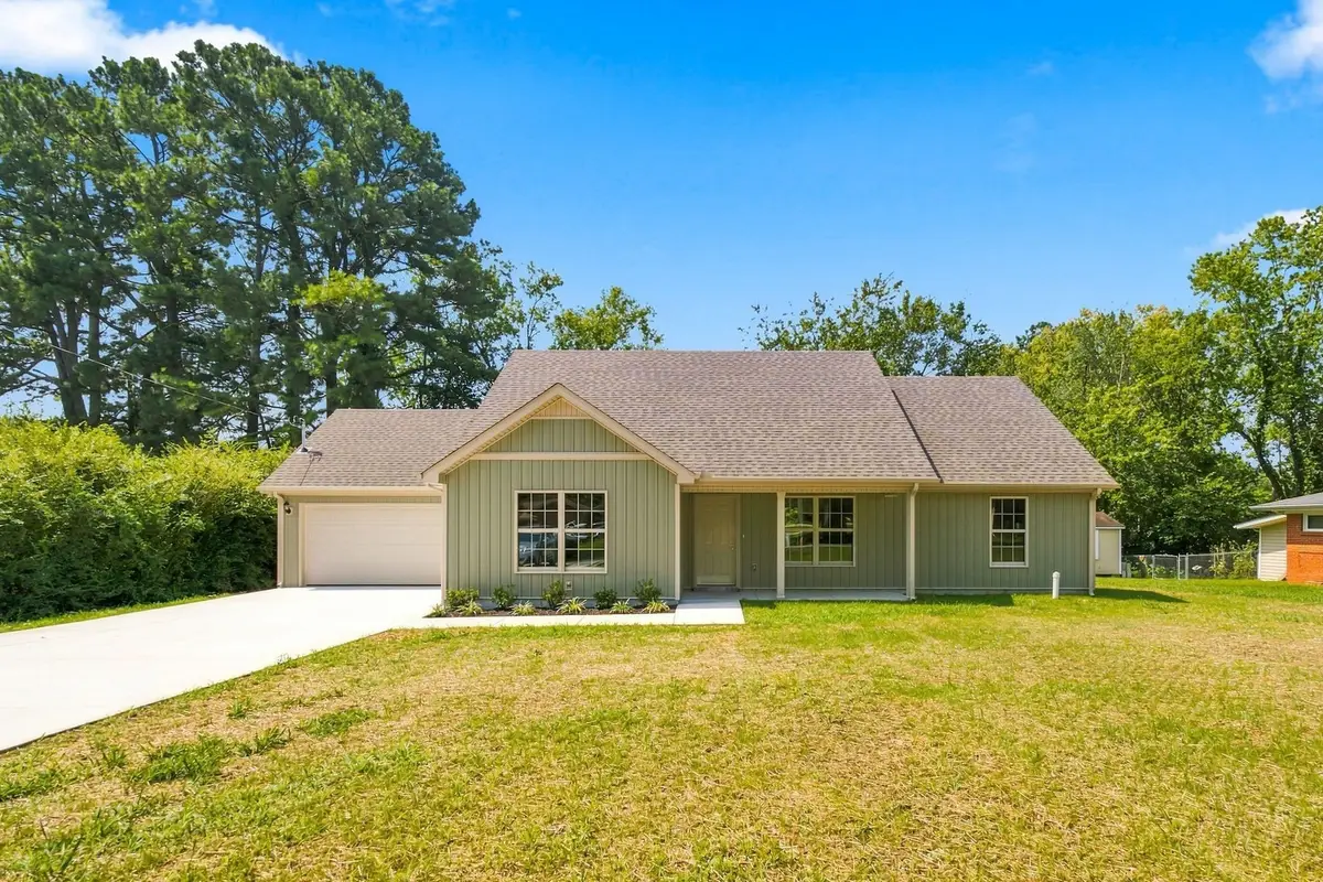 257 Hendrixson Drive, Manchester, TN 37355 - #1
