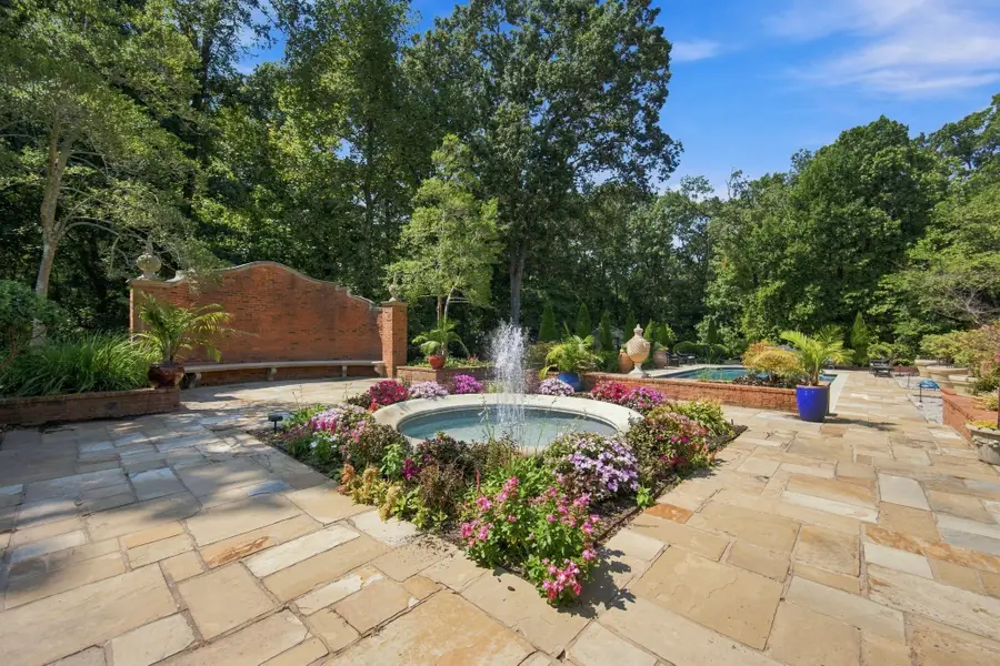 18 Windwood Drive, Jackson, TN 38305 - #2