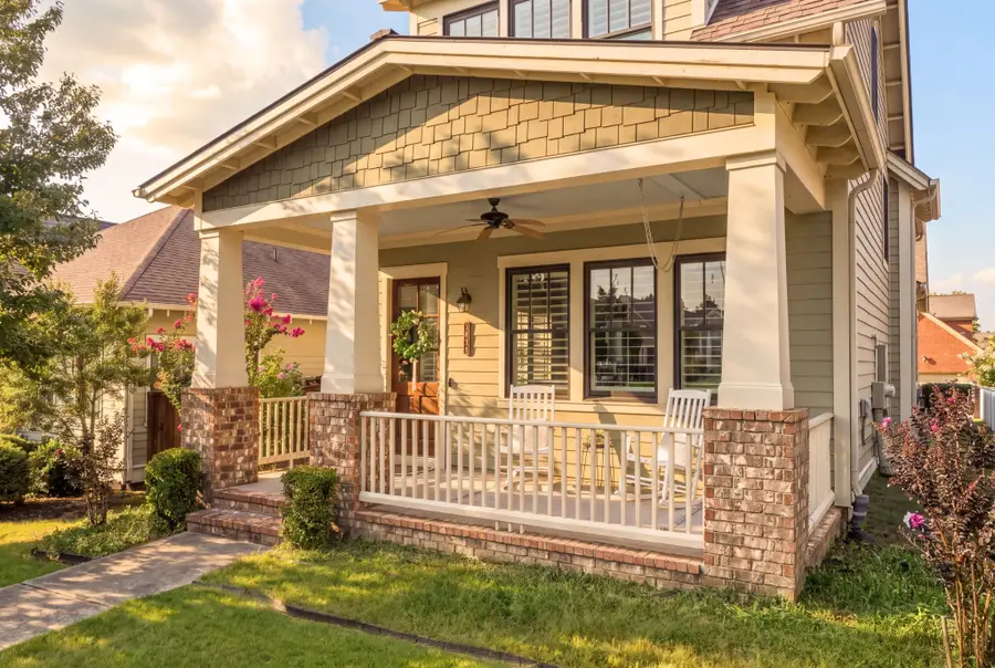 1048 Rochelle Ave, Thompsons Station, TN 37179 - #3