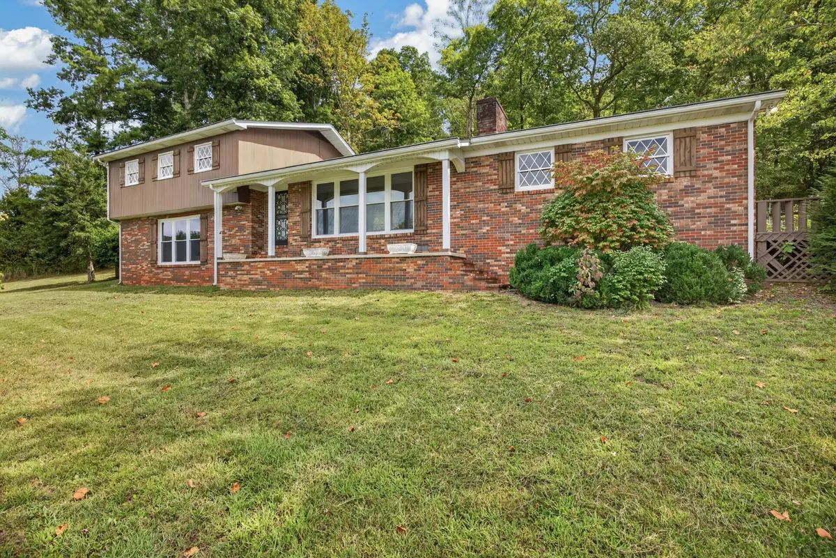 461 Baker Mountain Rd, Sparta, TN 38583 - #1