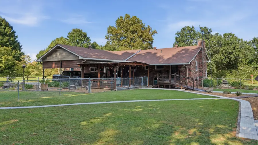 2643 Roy Mccollum Rd, Lewisburg, TN 37091 - #3