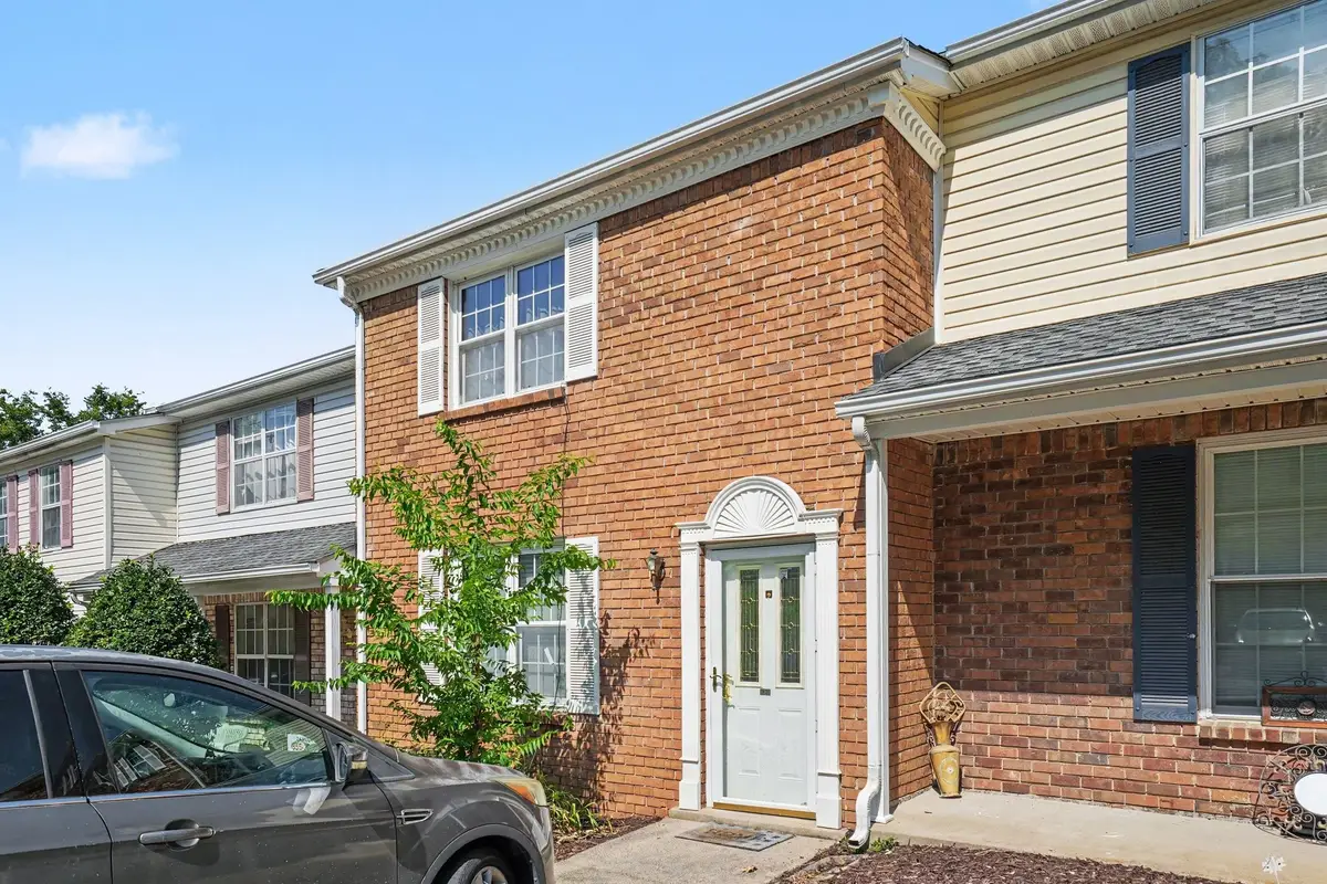 129 Five Oaks Dr, Nashville, TN 37217 - #1