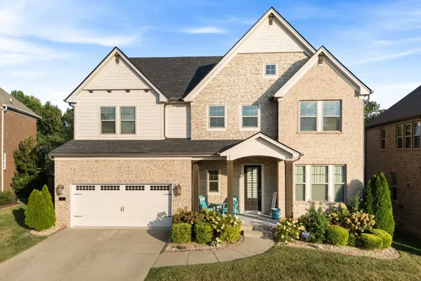 11 Elliott Cir, Mount Juliet, TN 37122